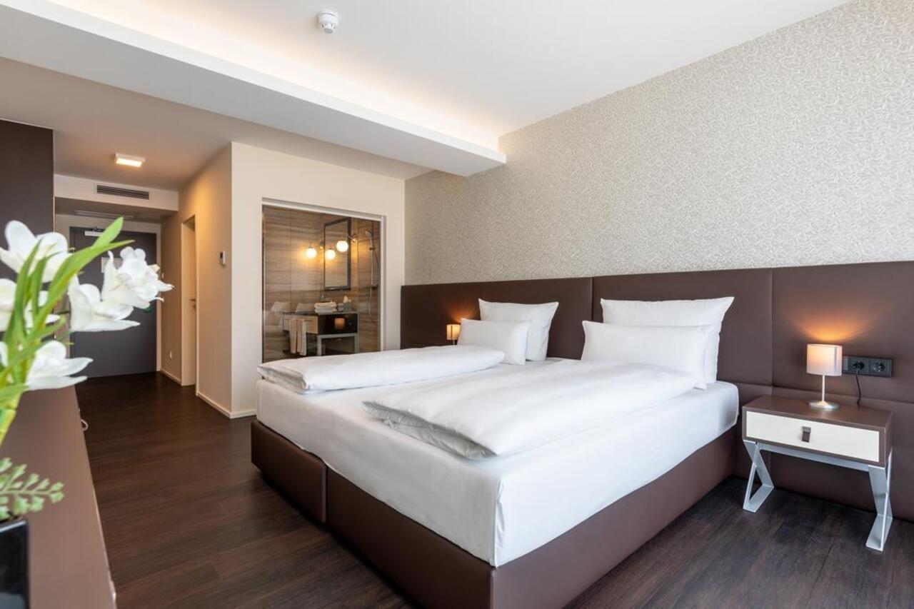 Trip Inn Conference Hotel & Suites ヴェッツラー エクステリア 写真