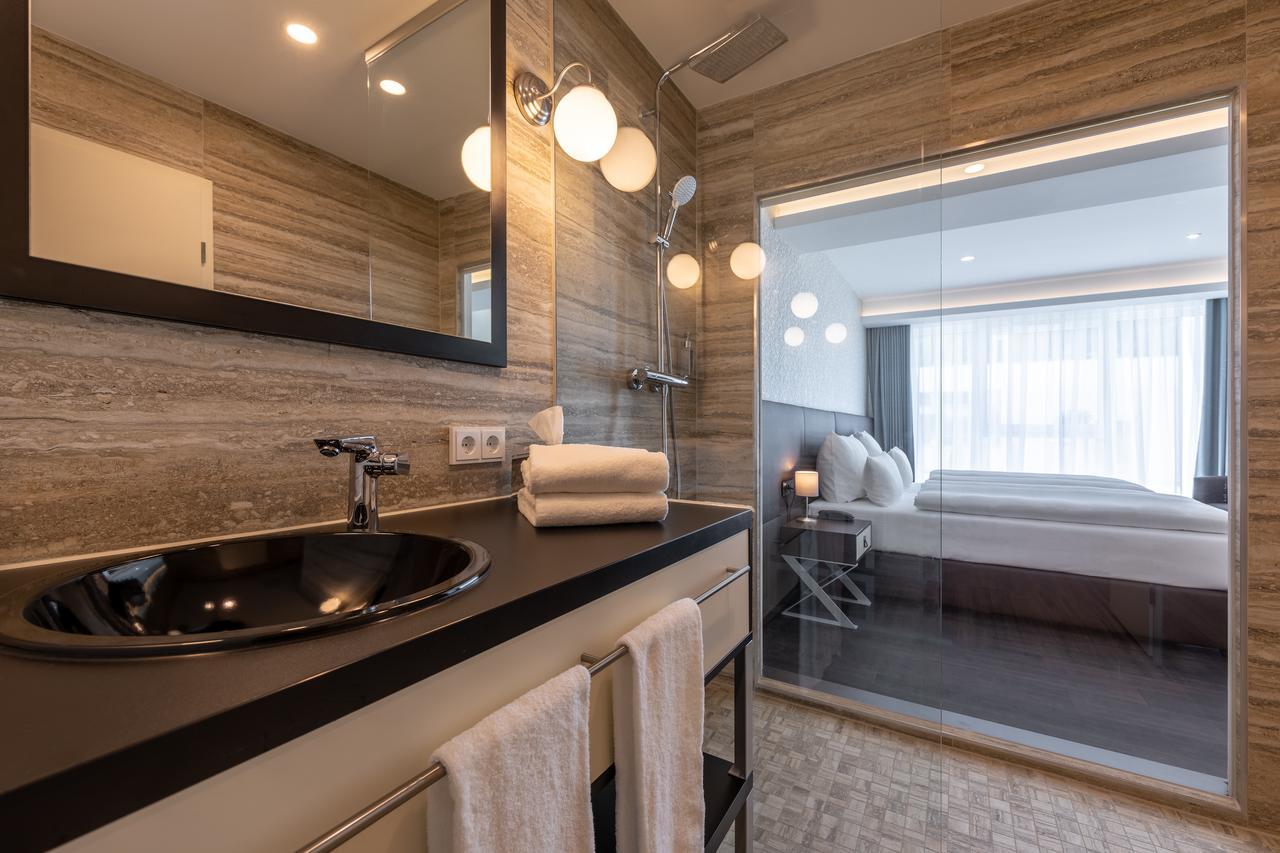 Trip Inn Conference Hotel & Suites ヴェッツラー エクステリア 写真